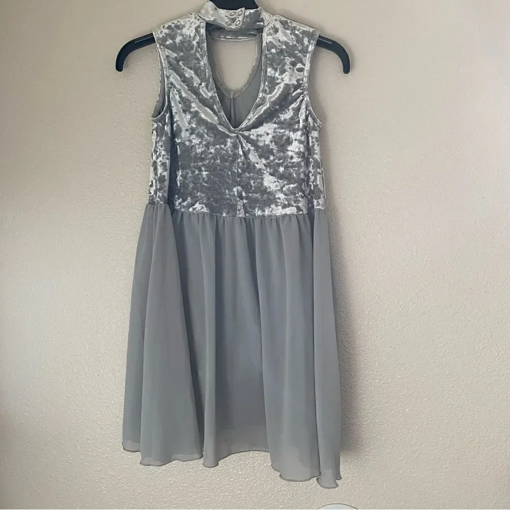 WEISSMAN Dance Costume LA LUNE 12066 gray silver velvet dress MC child MC 10/12